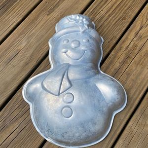 Wilton Snowman cake pan